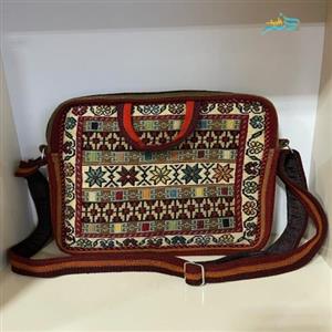 کیف دوشی کوچک تمام گلیمی دست باف سیرجان کد honar400