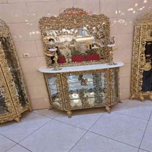 بوفه و آیینه خوش ساخت با طرح جدید ساخته شده از ورق زخیم با روکش برنز کد honar449