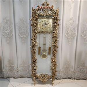 ساعت ایستاده طرح گل آف جنس آلیاژ آلومینیوم آبکاری برنج کد honar781