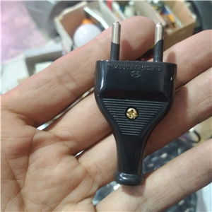 دوشاخه تخت مشکی