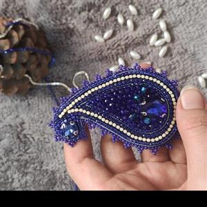 سنجاق سینه.جواهر دوزی