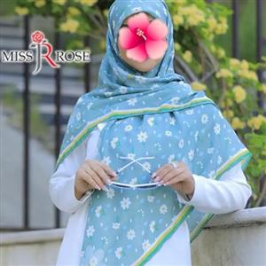 روسری سوپرنخ قواره 120 شیک ومجلسی دوردستدوز مناسب چهارفصل ایستایی عالی کیفیت عالی برندمعتبر میس رز با استثنایی