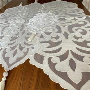 رومیزی ترک وارداتی ترکیب مخمل و تور