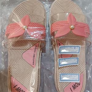 دمپایی دخترانه شیدا 30تا35