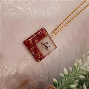 گردنبند رزینی  سارا دستساز خانگی با زنجیر استیل رنگ ثابت 110هزارتومان بدون زنجیر 70 هزارتومان