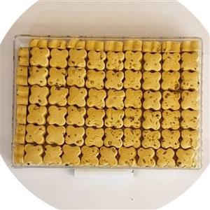 شیرینی نخودچی  تهیه شده با ارد نخود گل مرغوب و با کیفیت