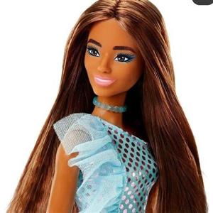 باربی با پوست تیره جذاب برند متل