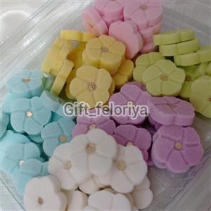 قند رنگی و خوراکی طرح  گل پنج‌پر طلایی بسته 100گرمی(کد 4)