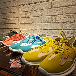 کتونی طرح چرم رنگی