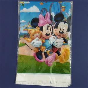 سفره تم تولد شخصیت کارتونی میکی موس