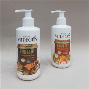 کرم مرطوب کننده بابونه مناسب انواع پوست ویتروس 250 میل