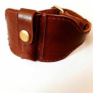 بازوبند چرمی(دست دوز)