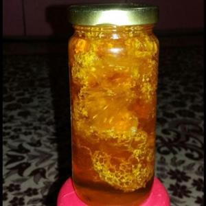 عسل وحشی صخرهای موم وشهد(عسل  اسمعیلی)
