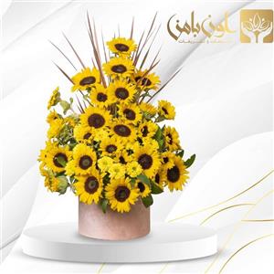 باکس گل طبیعی آفتابگردان