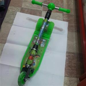 اسباب بازی اسکوتر فلزی تا شو