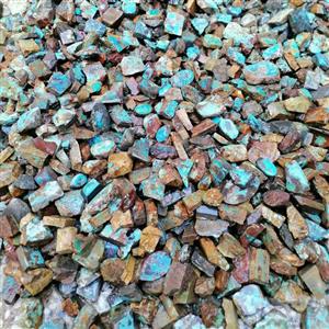 سنگ راف حبه شده فیروزه اصل نیشابور 100 در 100 طبیعی محشر پک 1000 گرمی