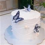 کیک اسفنجی مدرن تولد با پروانه غیرخوراکی  وزن 1300 کیلوگرم ( فیلینگ نوتلا و موز و گردو)