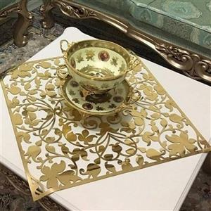 رومیزی چرم آئینه ای پشت استردار طرح گل وبوته 40 در80