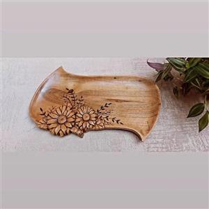 دیس پذیرایی چوبی خلق شده از چوب گردو پوشش داده شده با روغن بورما ب وزن تقریبی 300 گرم رنگ طبیعی خود چوب 🤩🤩