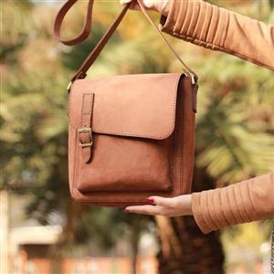 کیف دوشی مردانه با چرم گاوی