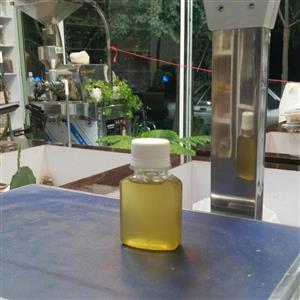 روغن بادام شیرین صددرصد طبیعی خالص ( در قوطی های 30 سی سی )