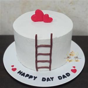 کیک خامه ای خانگی با وزن یک کیلو(ارسال با پیک هزینه پس کرایه