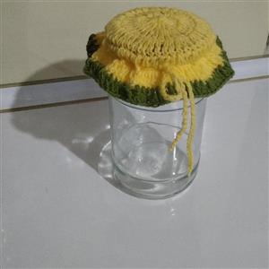 کاور بافتنی برای درب شیشه مربا یا رب،دست بافت ،قابل اجرا در تمامی رنگ ها