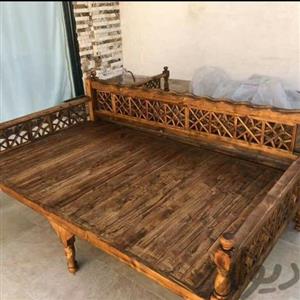 تخت سنتی با گیره چینی و جنس چوب روسیه