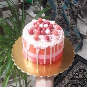 کیک خونگی مریم بانومینی کیک چندرنگ وزن :500گرم
