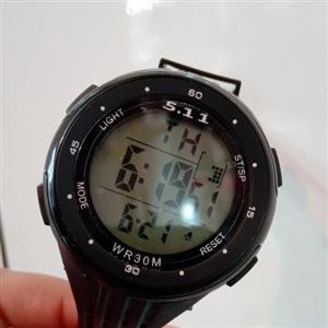 ساعت ورزشی پسرانهinstruction waterproof cold.light sportwatch