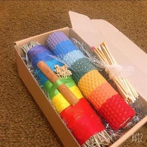 پک هدیه اسماج (عود گیاهی) هفت چاکرا و شمع موم عسلی هفت چاکرا