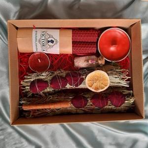 پک قرمز شمع و اسماج