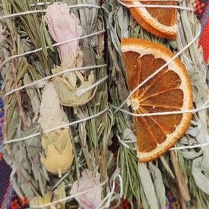 اسماج (عود دستساز) دو گیاه_اندازه بزرگ_ارتفاع حدودا 15 سانت