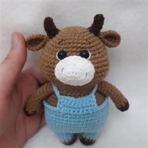 عروسک گاو دستبافت (14سانت)