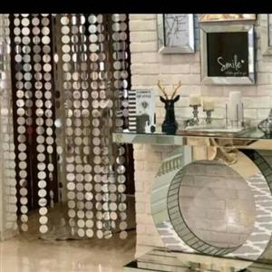 پرده دکوری آویز طرح پروانه و دایره جنس پلکسی ابعاد یک متر