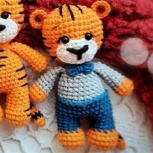 عروسک ببر،جاسوییچی،آویز،دستبافت،اسباب بازی،عروسک سال