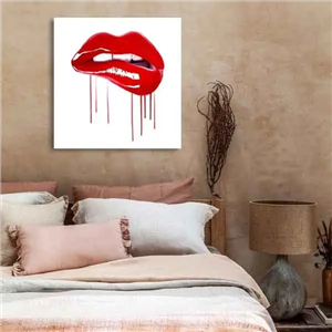 تابلو بوم چاپی لاویا طرح لب قرمز کد ART-3165