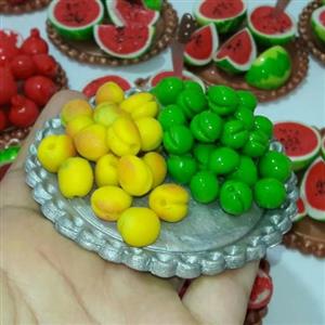 سینی میوه گوجه سبز و زردالو