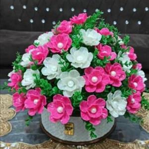 گلدان شیک وزیبا با رنگبندی گلها