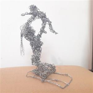 مجسمه فیگور مهر مادر  به فرزند ( فرشته الهی ) سیمی دست ساز هنری