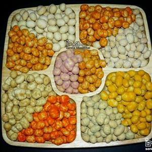بادام زمینی روکشدار مخلوط در ده طعم مختلف در بسته بندی های نیم کیلویی