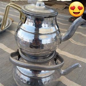 کتری و قوری روحی چکشی گنجایش کتری 3 لیتر وزن 500 گرم ظروف آشپزخانه ابدال
