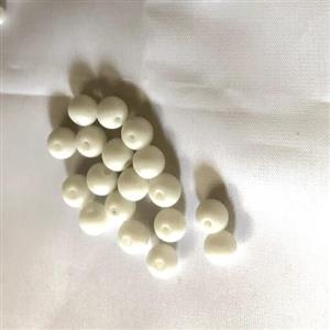سنگ اونیکس سفید سایز 4میل  در بسته بندی 60 عددی