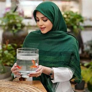 روسری نخی تک رنگ دور دانتل