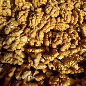 مغز گردو درشت و درجه یک(900 گرمی)زینو ناتس
