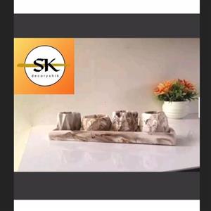 گلدان  یا جاشمعیمینیاتوری رنگ نسکافه ای مناسب هدیه