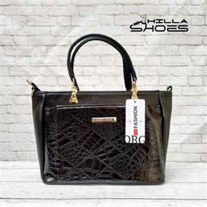 کیف زنانه چرم ترکیبی مات و ورنی سایز متوسط کد 157