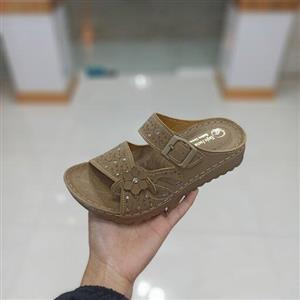 دمپایی دخترانه در چهار رنگ زیبا