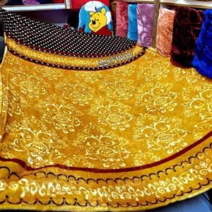 پتو یکنفره مسافرتی برجسته نرمینه مدل سروین
