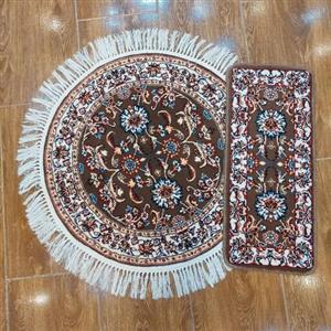 فرش پله تکی ( روپله ای ) طرح افشان گردویی سایز 30در80بصورت 500شانه  با کیفیت عالی و ضخامت 10 میلی متر